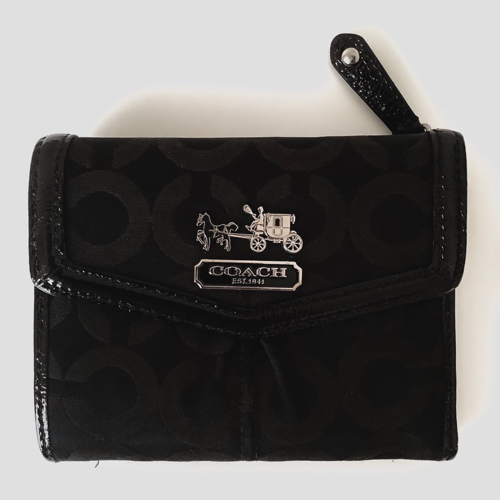 Coach Wallet ..